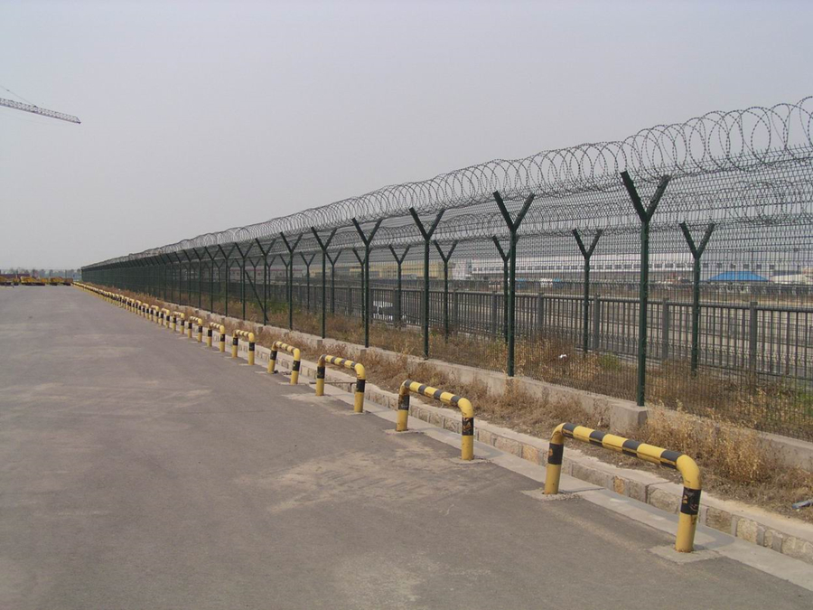 机场护栏3
